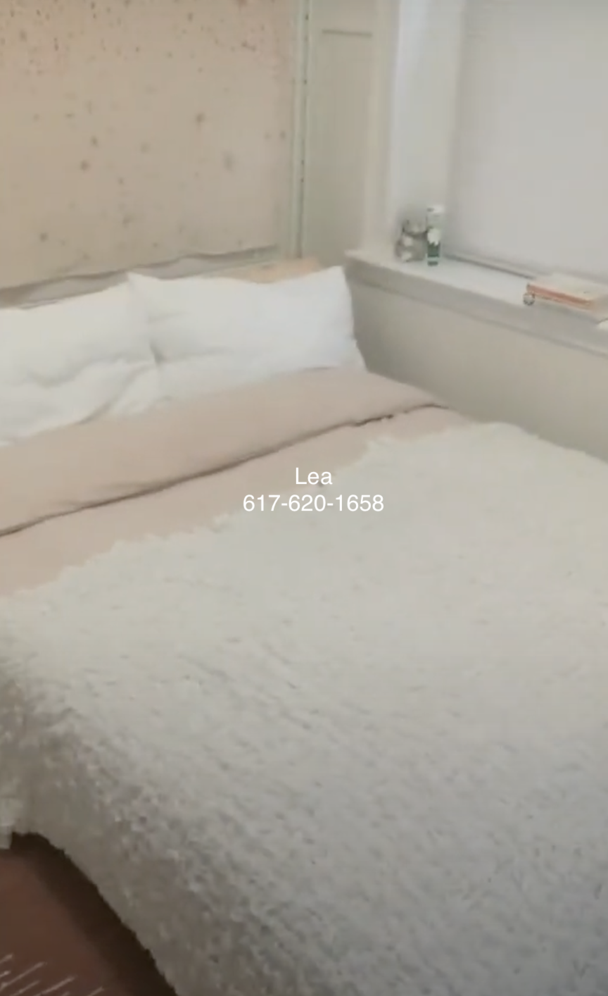 1322 Commonwealth Ave, Brighton