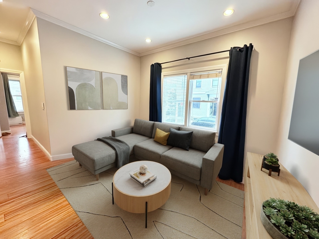 499-501 Sumner St, East Boston