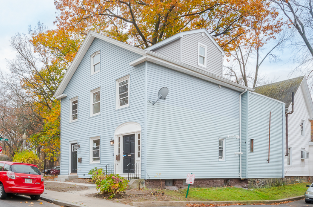 4 School Street Pl, Jamaica Plain