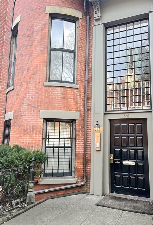 94 Appleton, South End