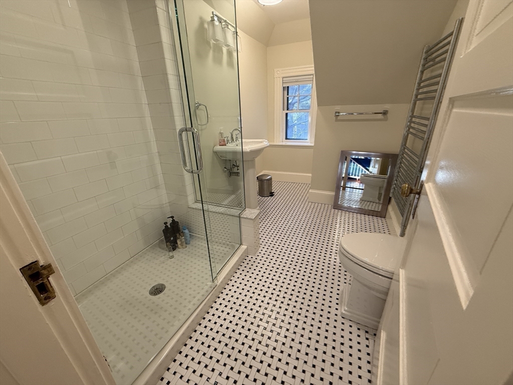 82 Lancaster Ter, Coolidge Corner