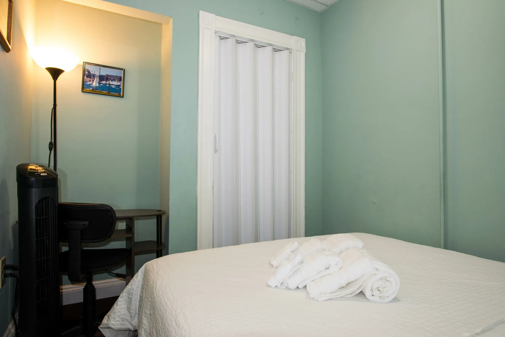 42 Everett St, East Boston