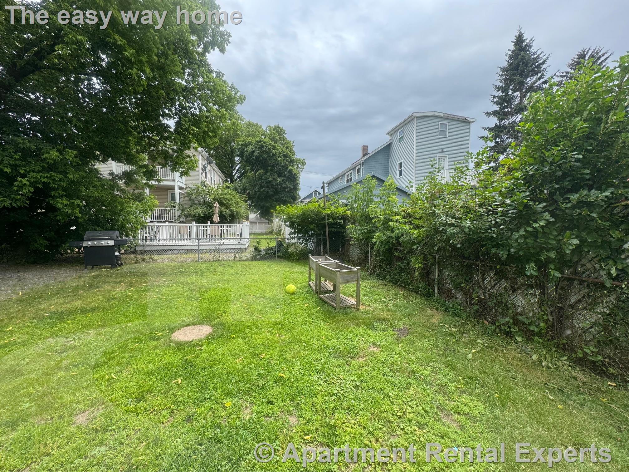 83 Billings Ave, Tufts