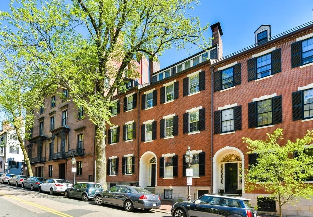 48 Mount Vernon St, Beacon Hill