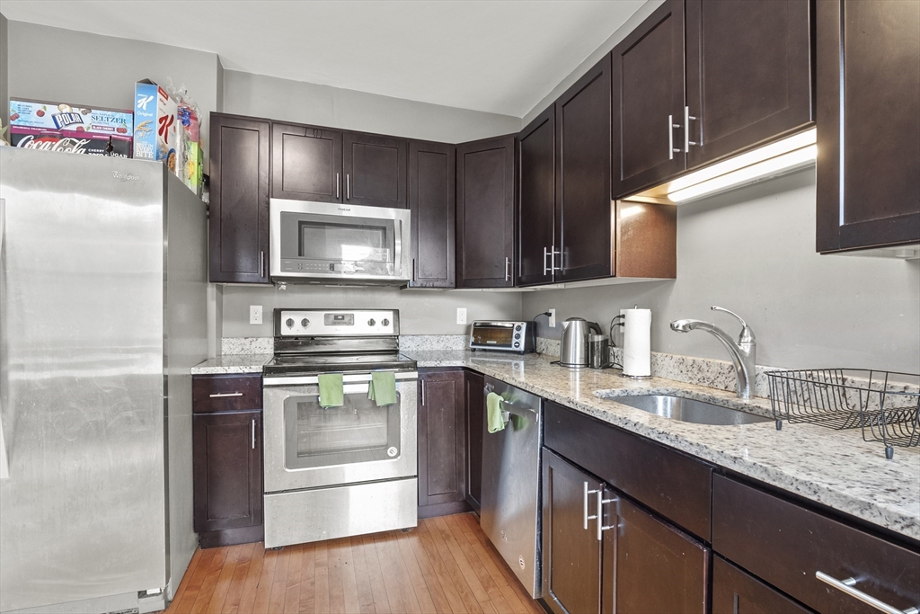 139 Adams St, Waltham