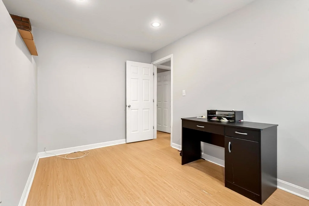 2277 Massachussetts Ave, Porter Square