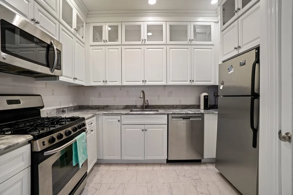 365 Marlborough St, Back Bay