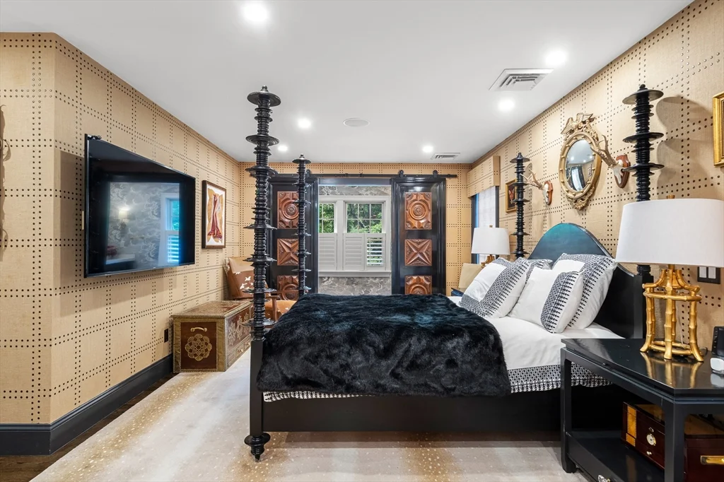 227 Rice Rd, Cochituate