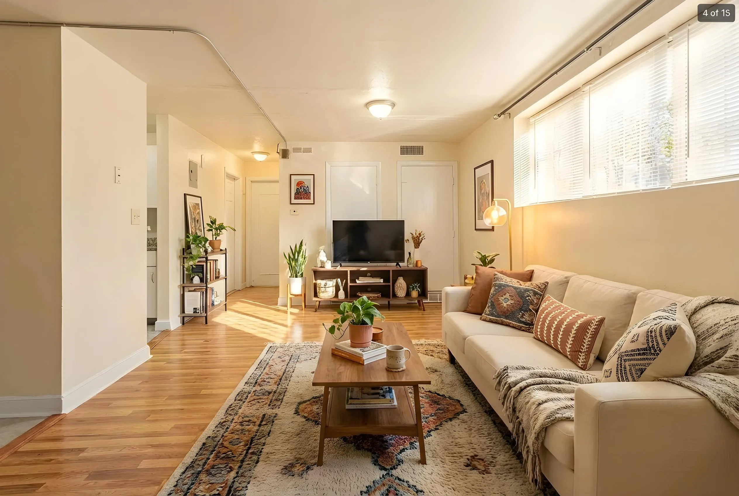 120 Bradlee St, Hyde Park