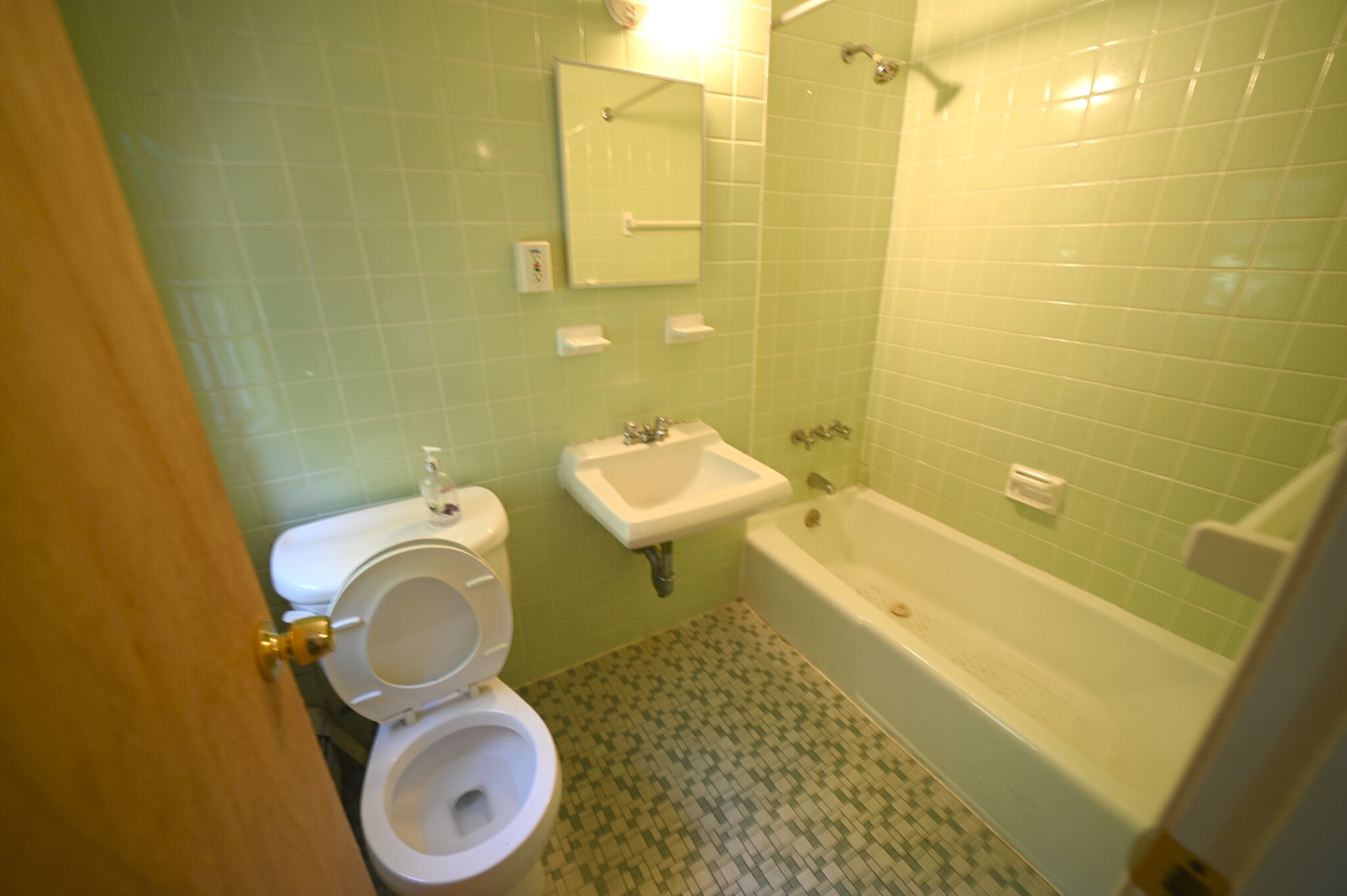 74 South Huntington Ave, Jamaica Plain