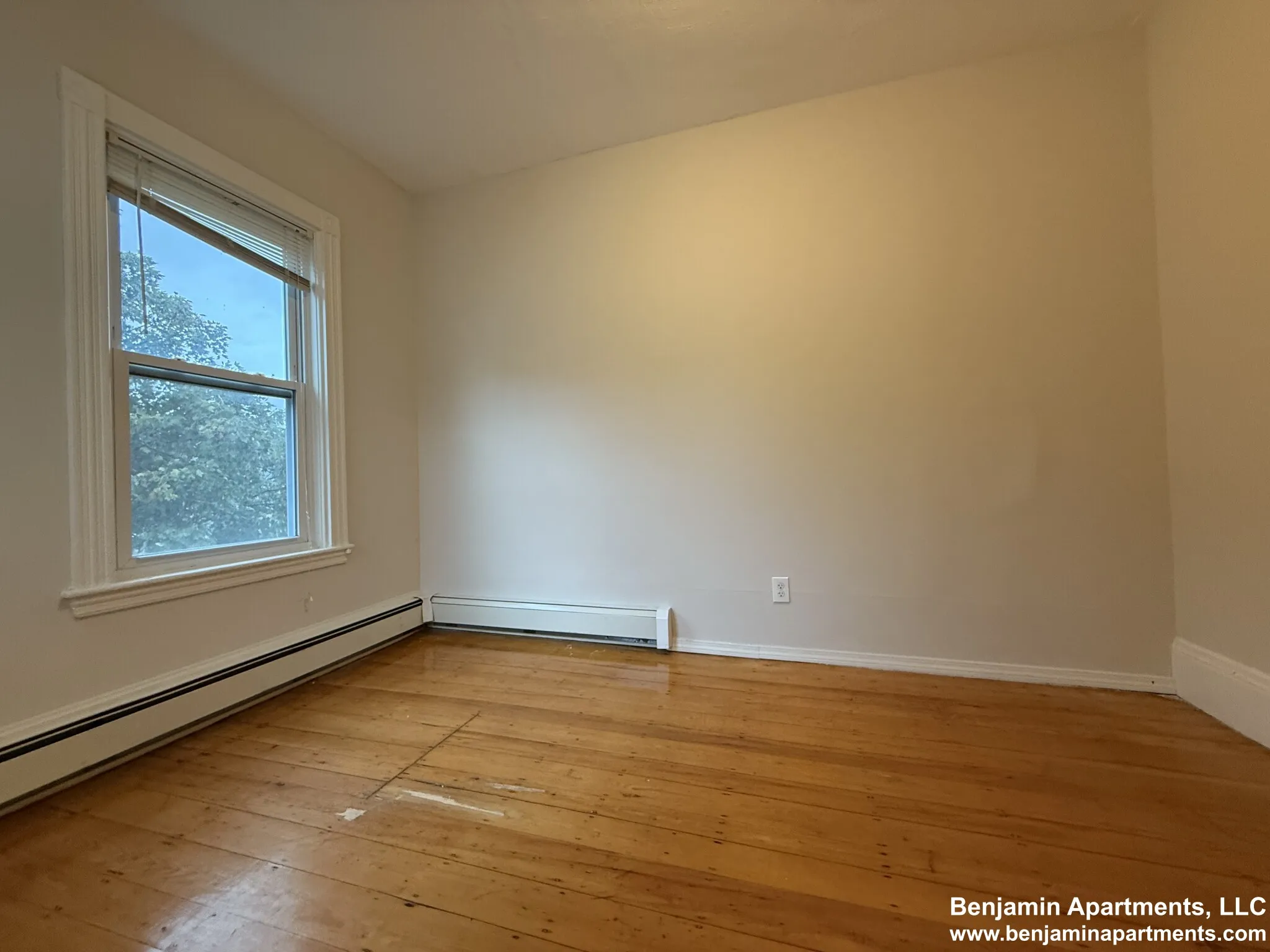 1 Folsom Ave, Mission Hill