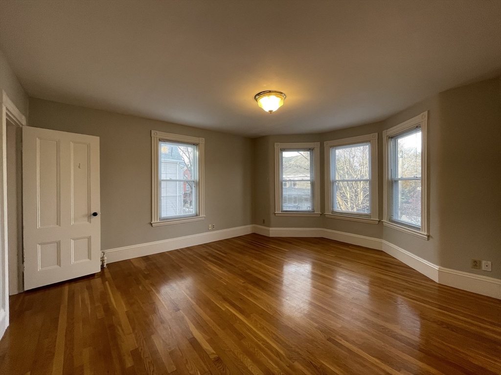 11 Maple Cir, Newton Corner