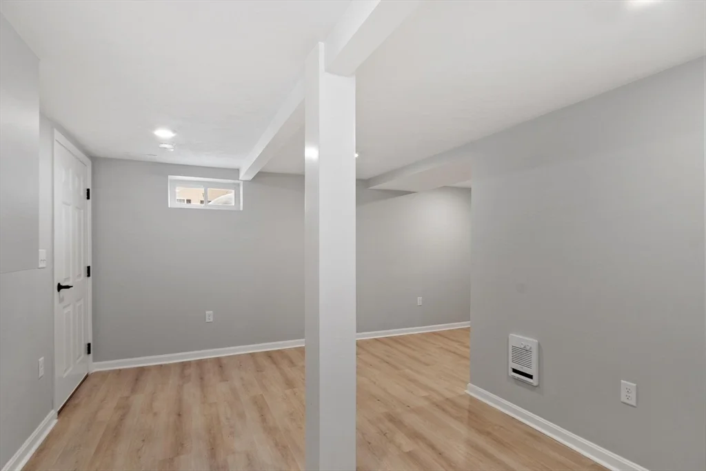 31 Birch Rd, Nabnasset