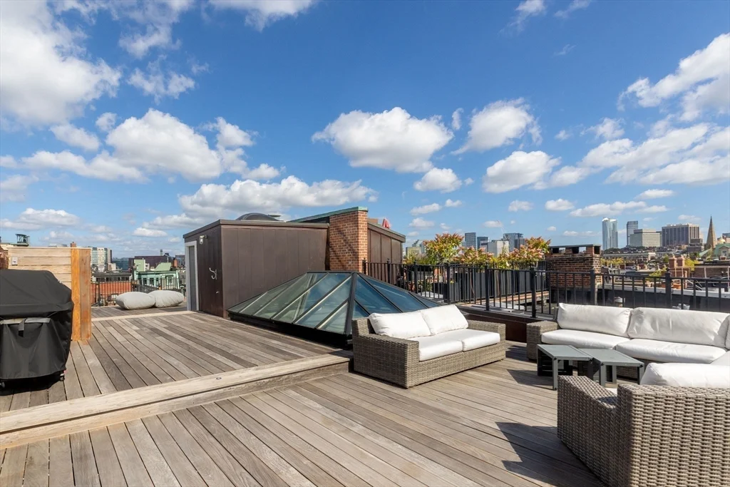 135 Commonwealth Ave, Back Bay