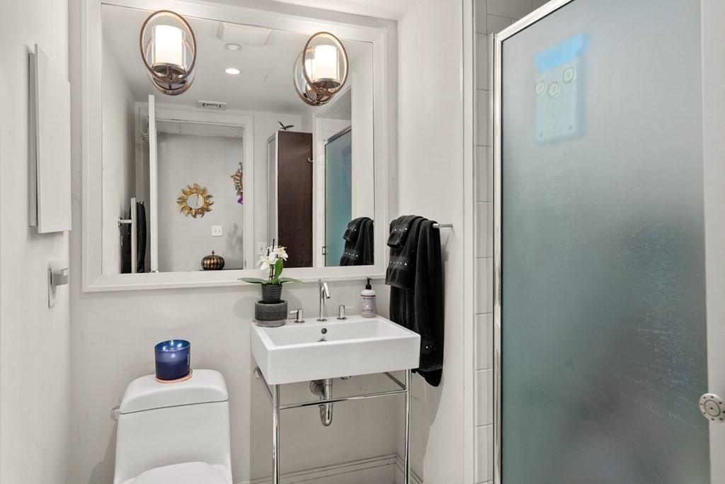 424 Massachusetts Ave, South End