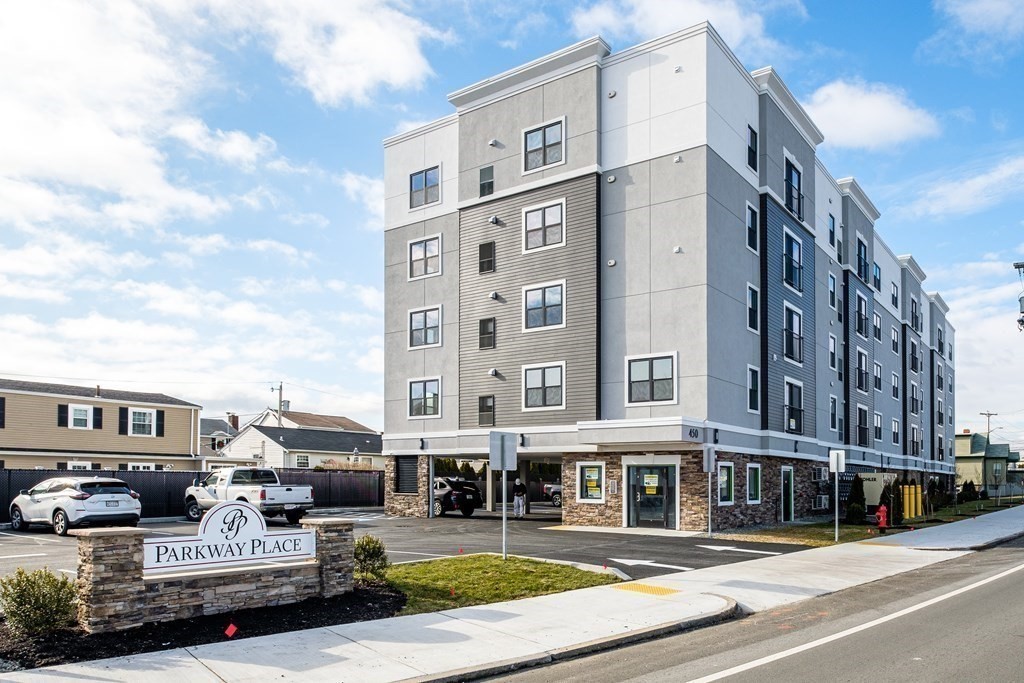 450 American Legion Highway, Revere