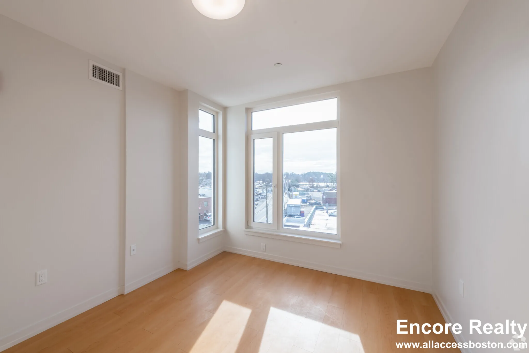 77 New St, Neighborhood Nine