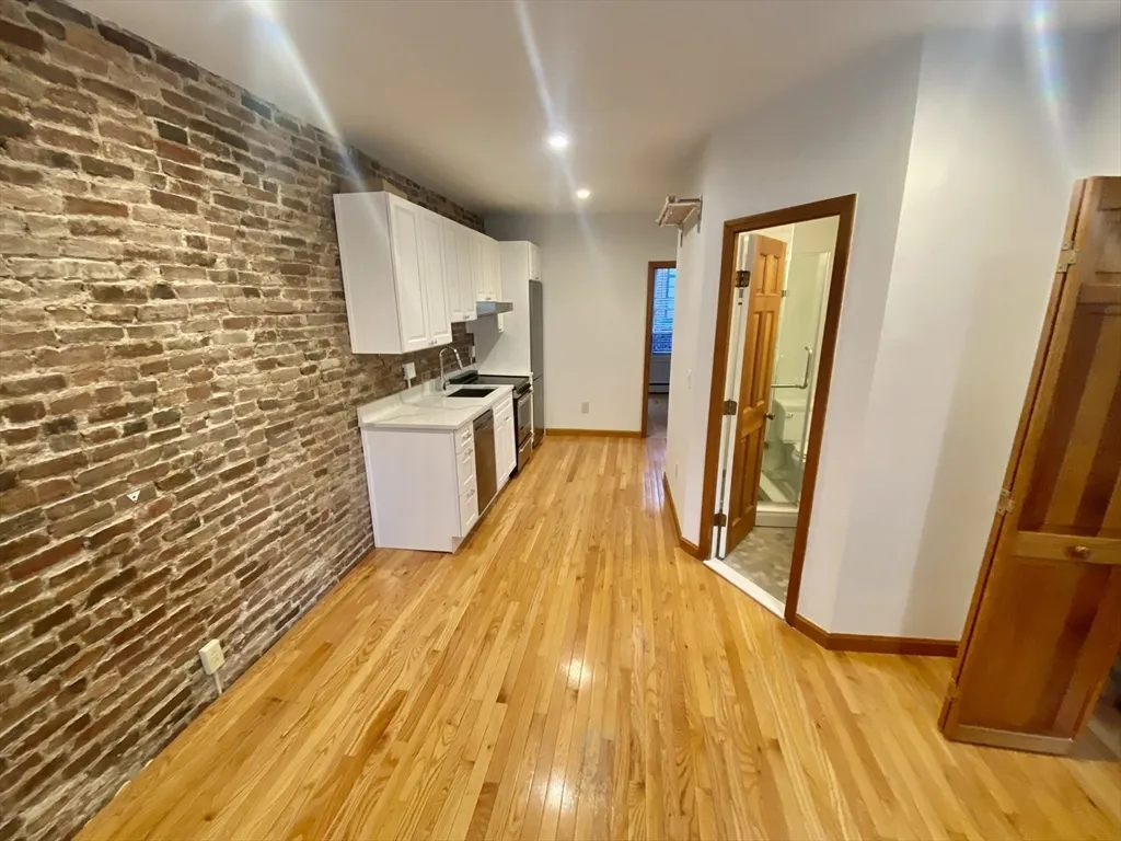 35-37 Garden St, Beacon Hill