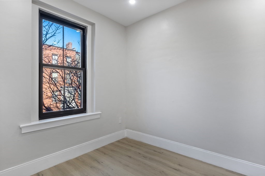 278A Shawmut Ave, South End