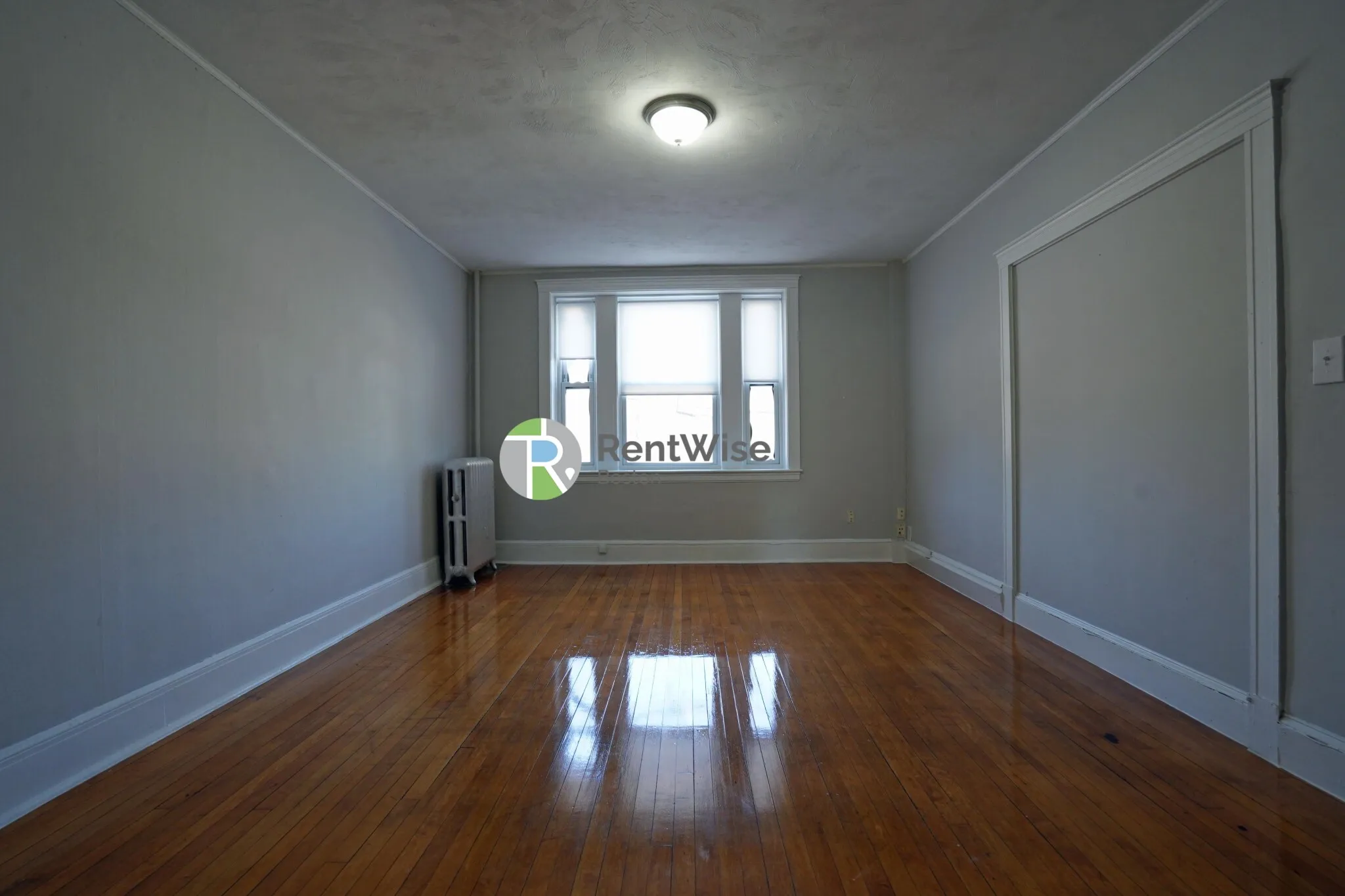 90 Cypress St, Emerson Gardens