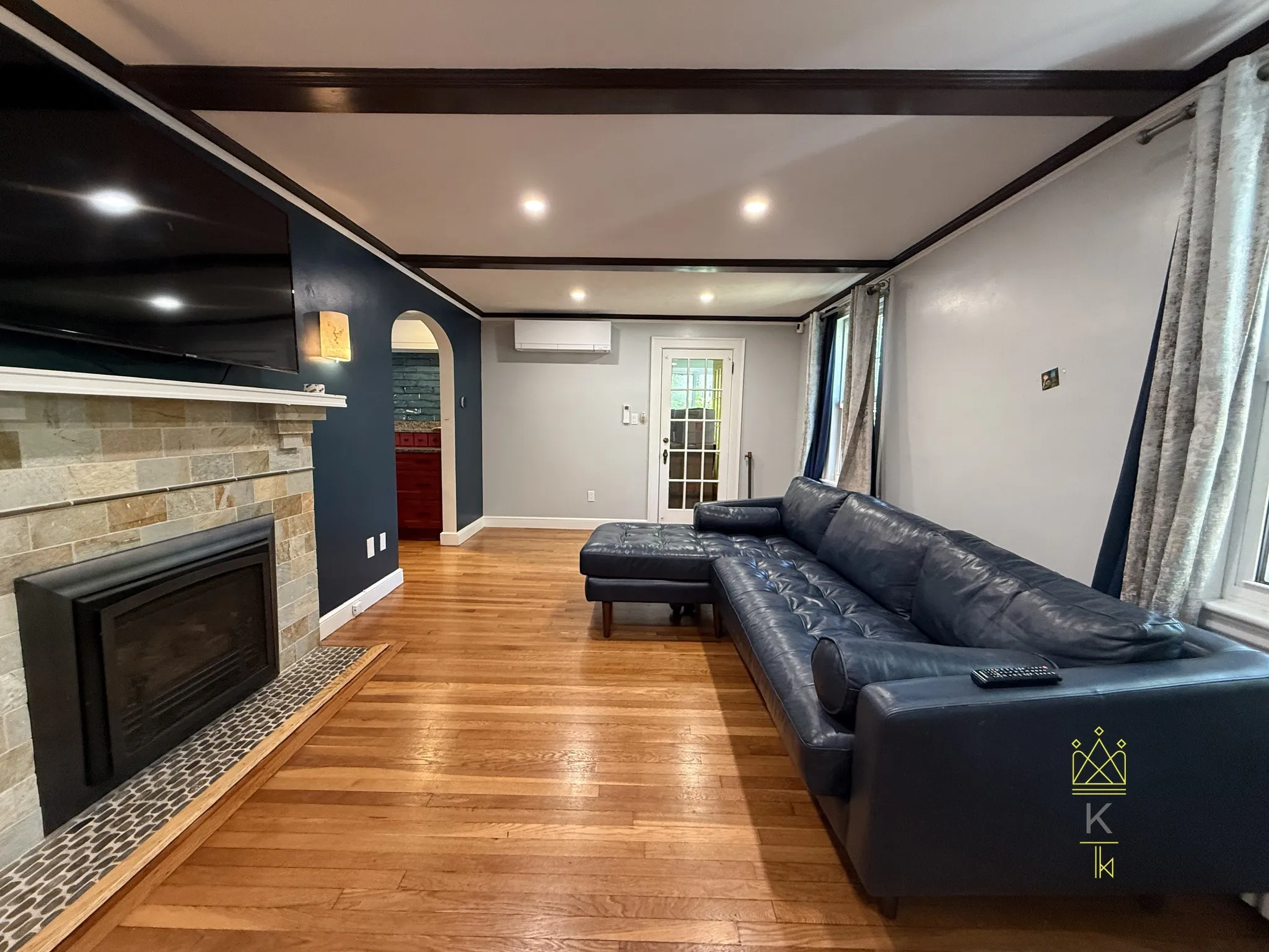 36 Risley Rd, Chestnut Hill