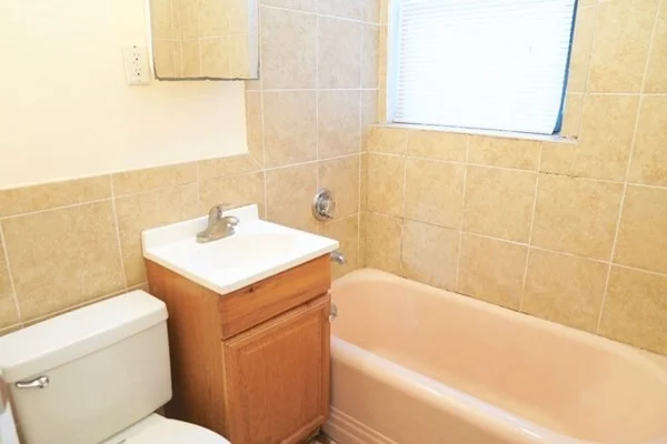 1091 Boylston St, Fenway