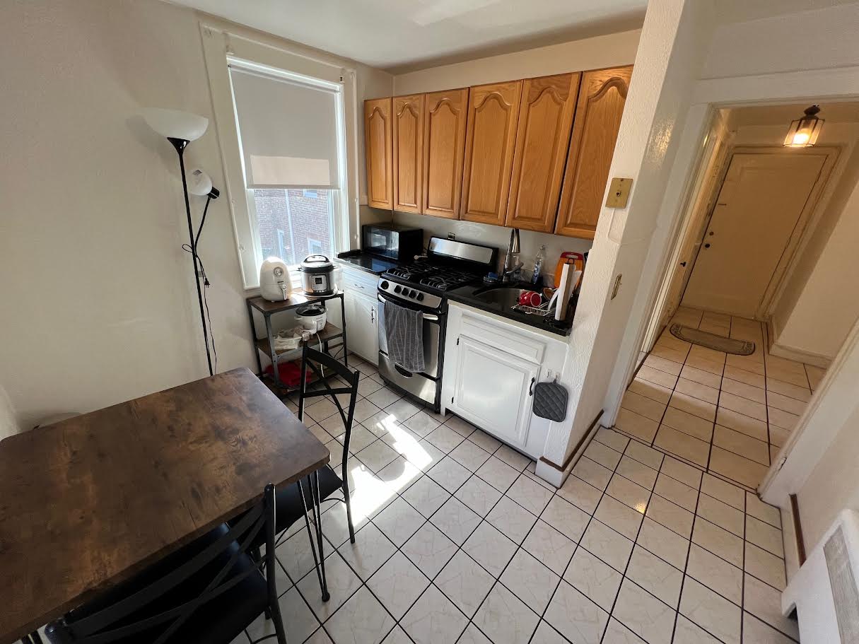 12 Bacon St, Banks Square