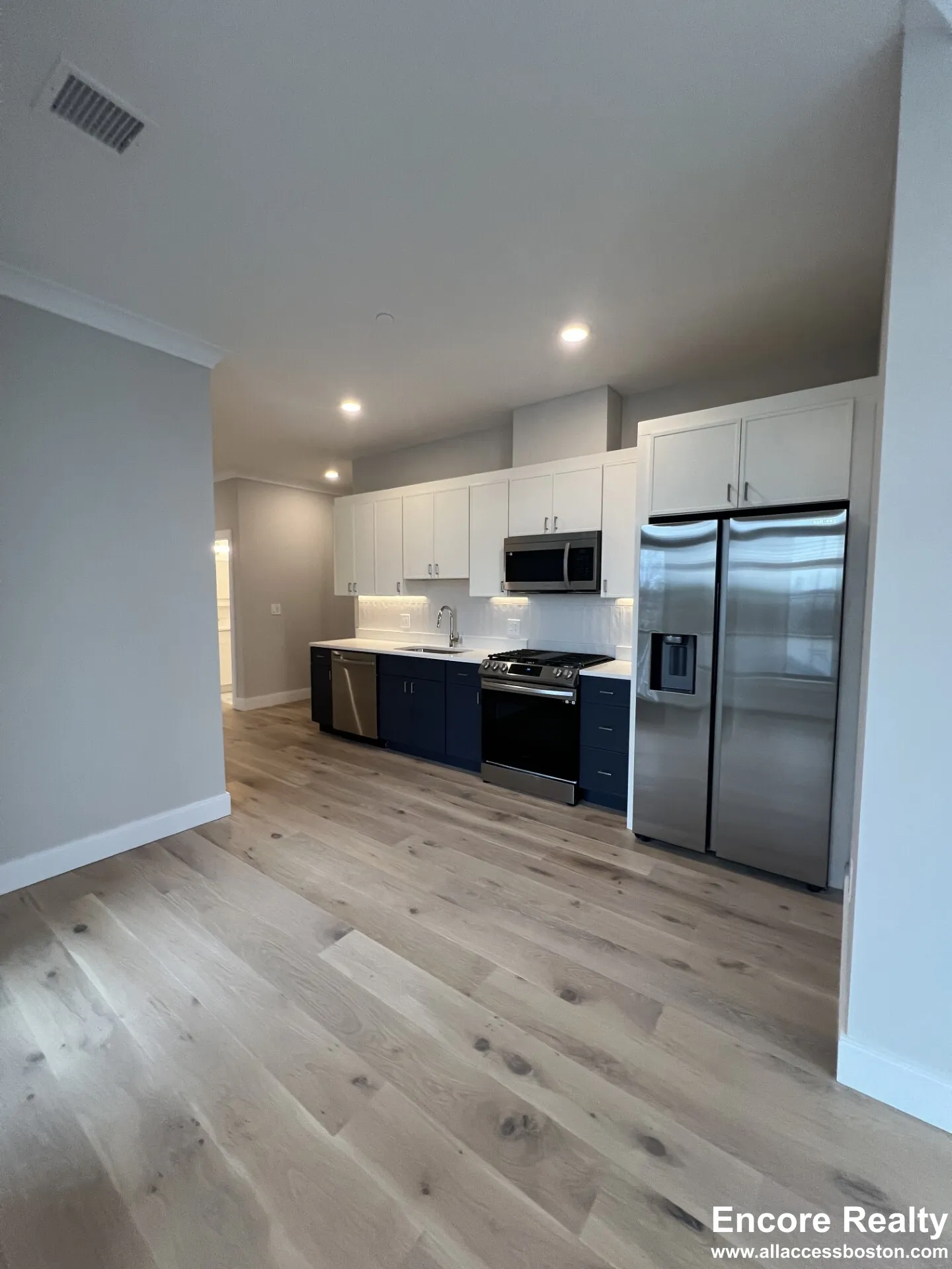 157 Everett St, Allston