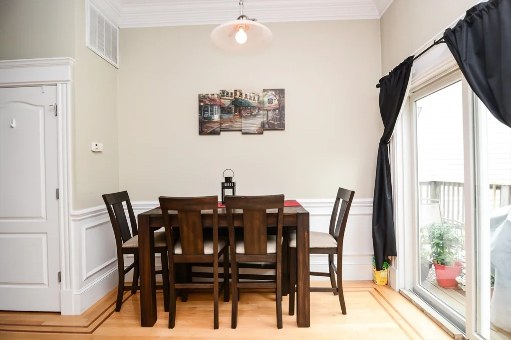 193 W 8th St, South Boston