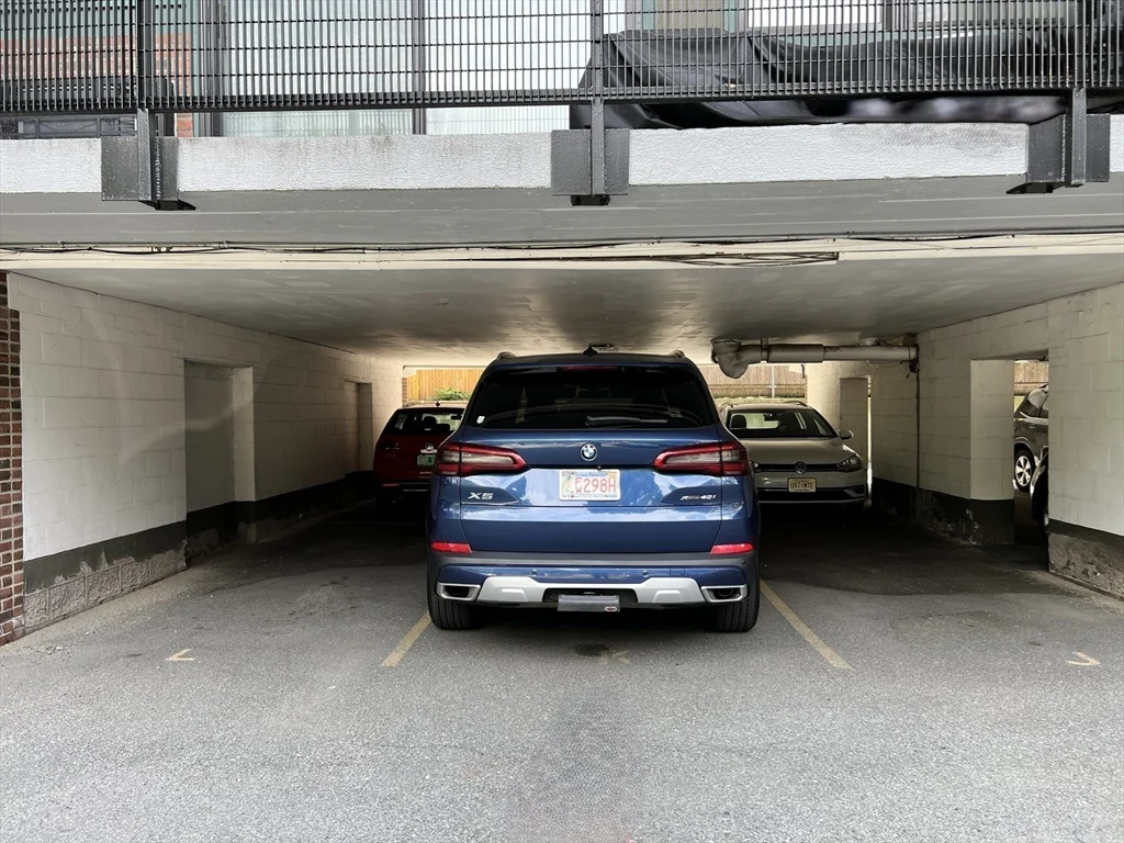 345 Harvard St, Mid-Cambridge