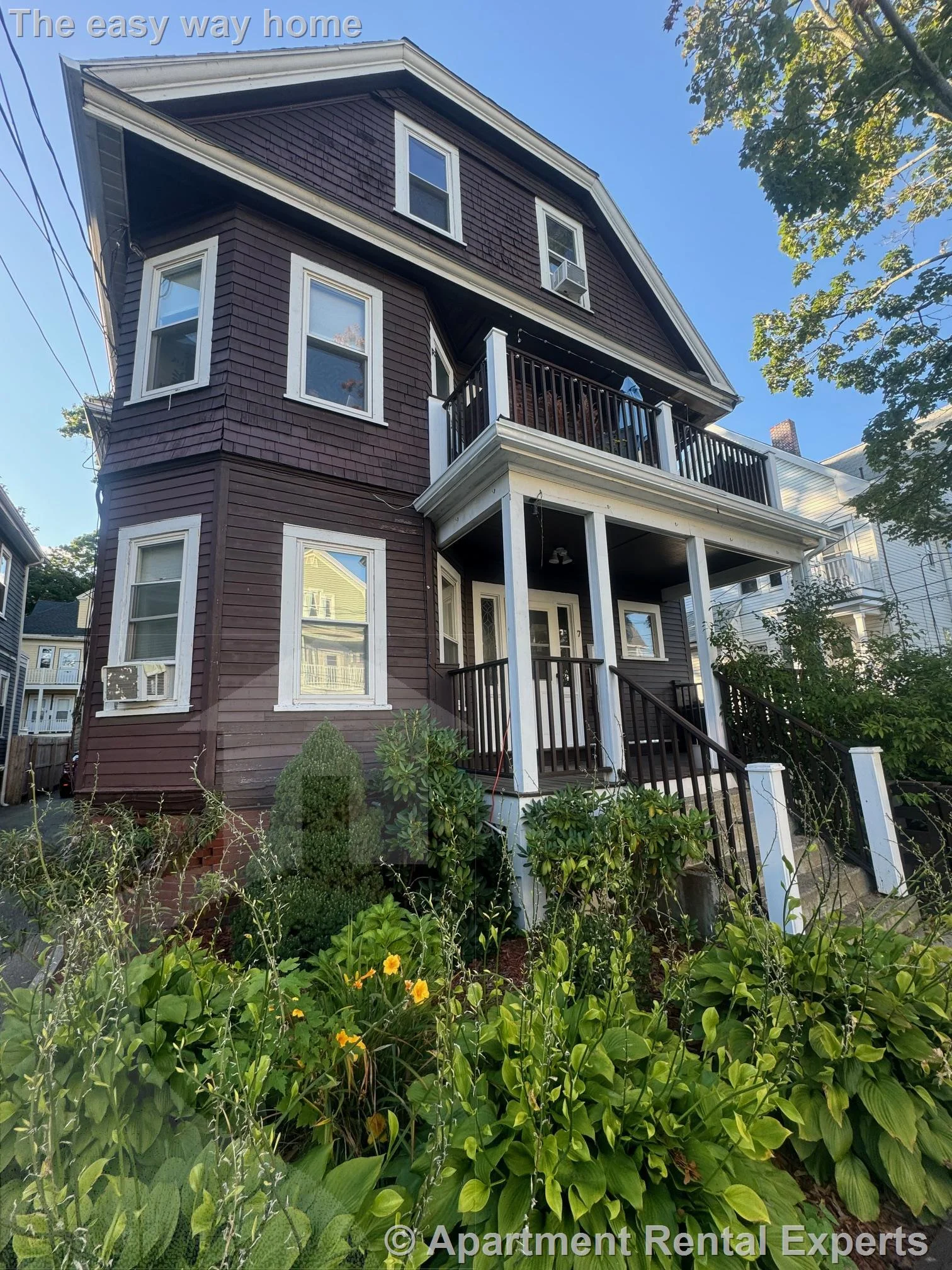 7 Bay State Ave, Davis Square