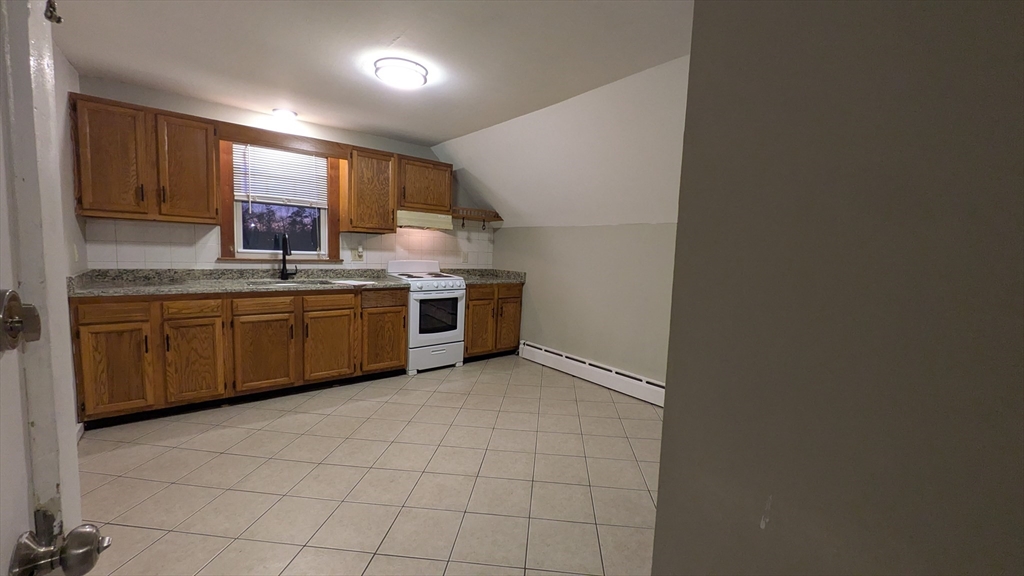 19 Harrison Ave, Taunton