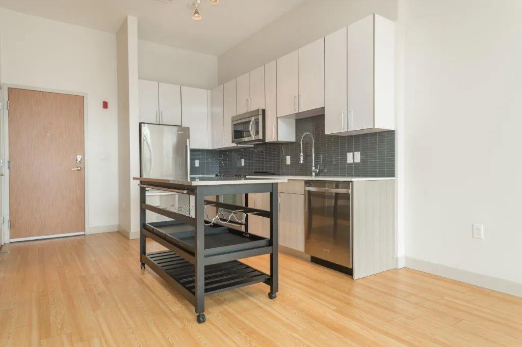 320 D St, South Boston