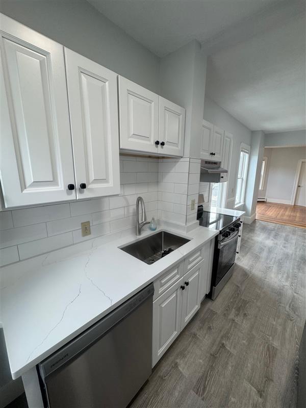 325 Highland Ave, Powder House Square