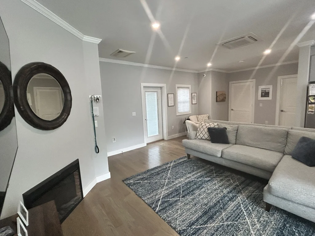 3 Ardee St, East Boston