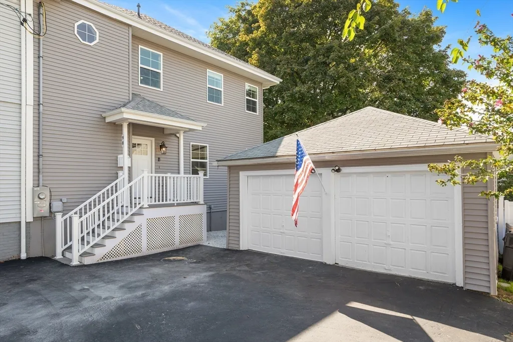 98 Carroll St, Watertown