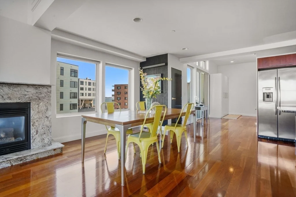 10 Ocean Ave, Revere Beach