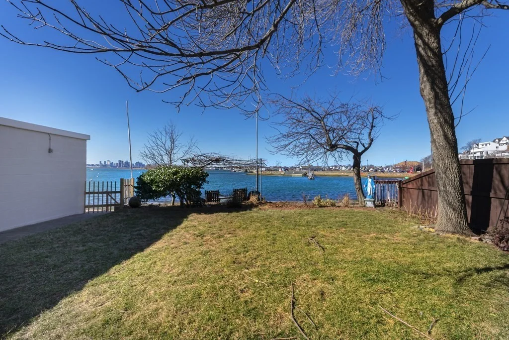 789 Shirley St, Winthrop