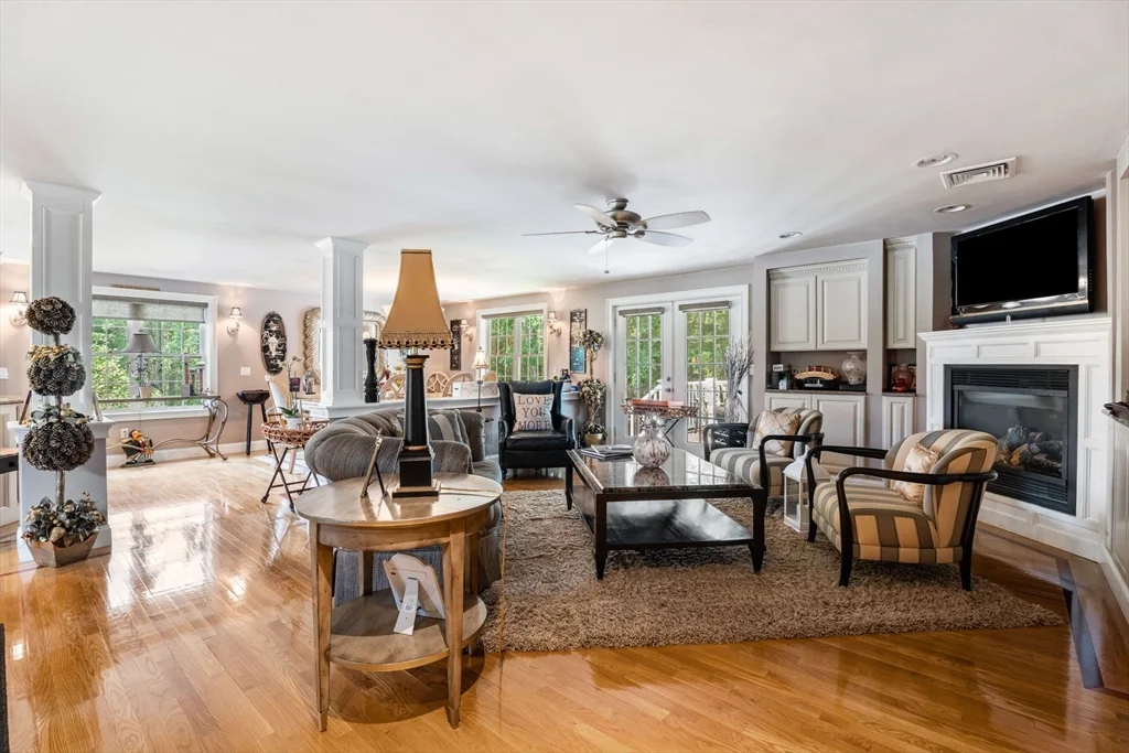 31 Cedar St, North Reading