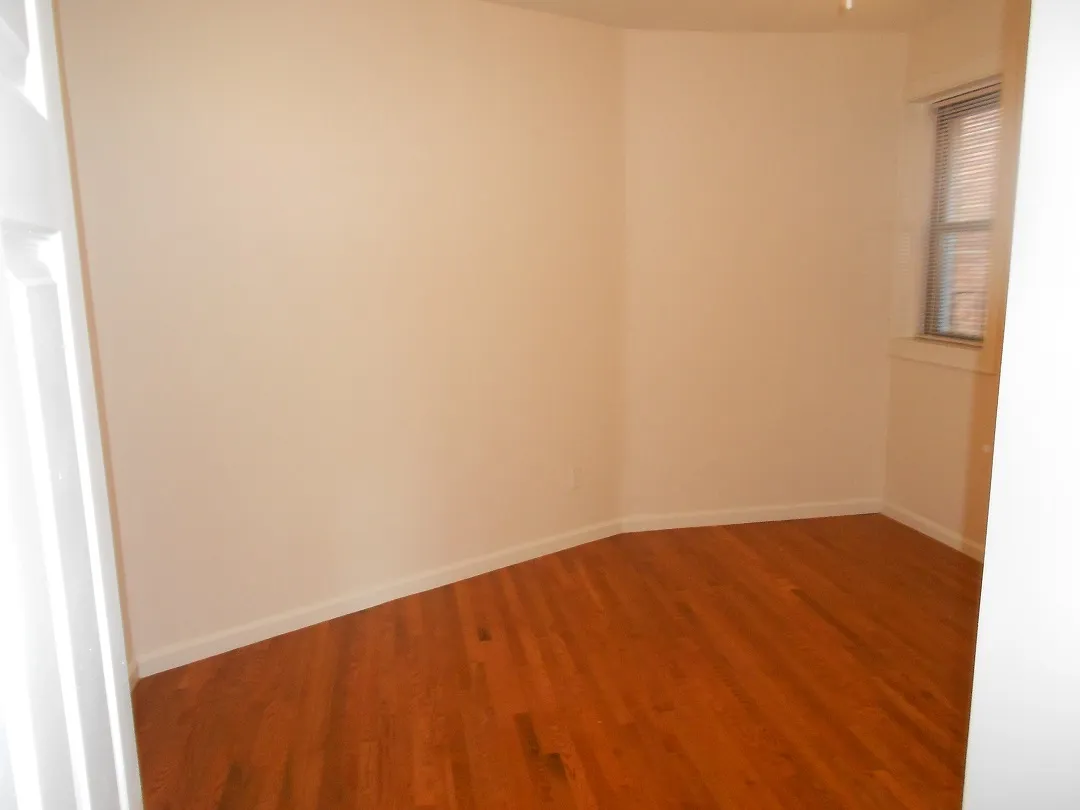 33 Edgerly Rd, Fenway