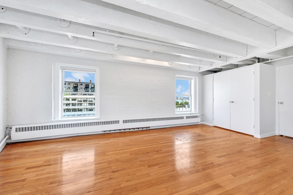 33 Commercial Wharf, Waterfront