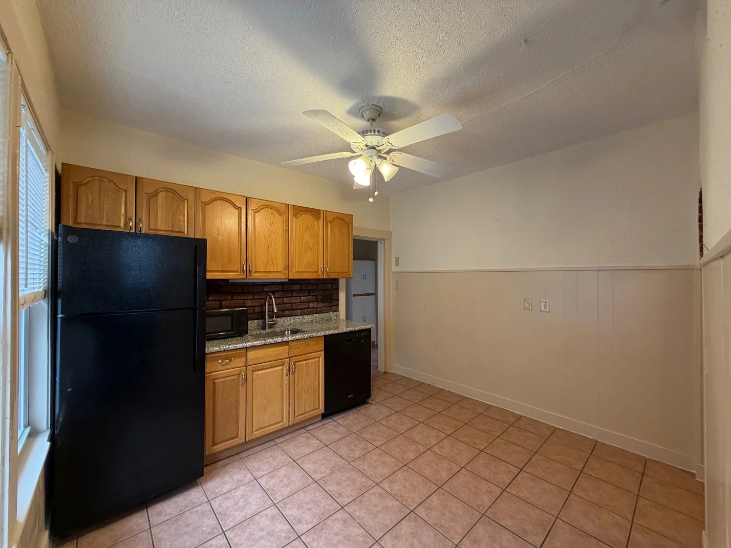 93 Capen St, Medford