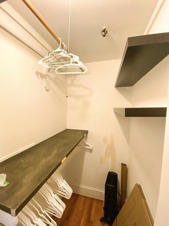 239 Commonwealth, Back Bay