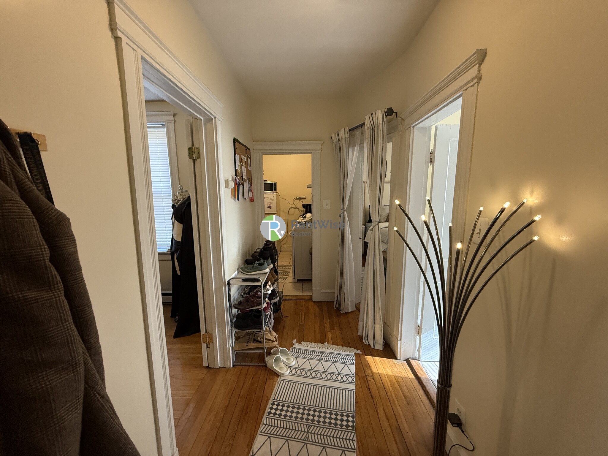 94 Brainerd Rd, Allston