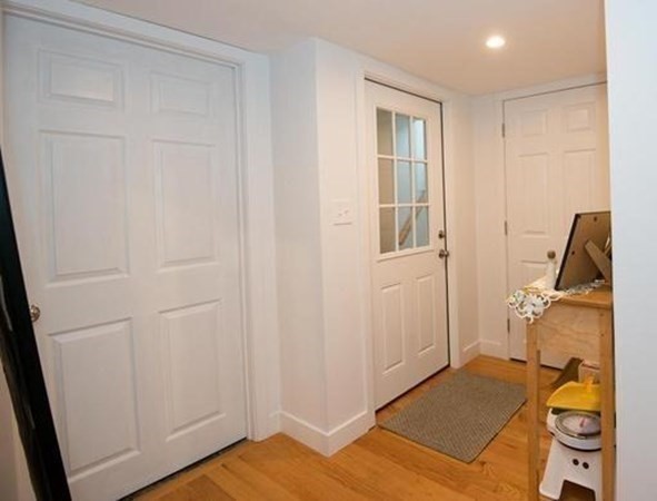 79 Cottage St, East Boston