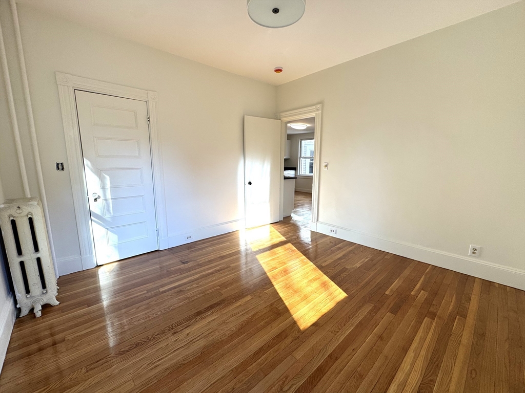 11 East Milton Rd, High Street Hill