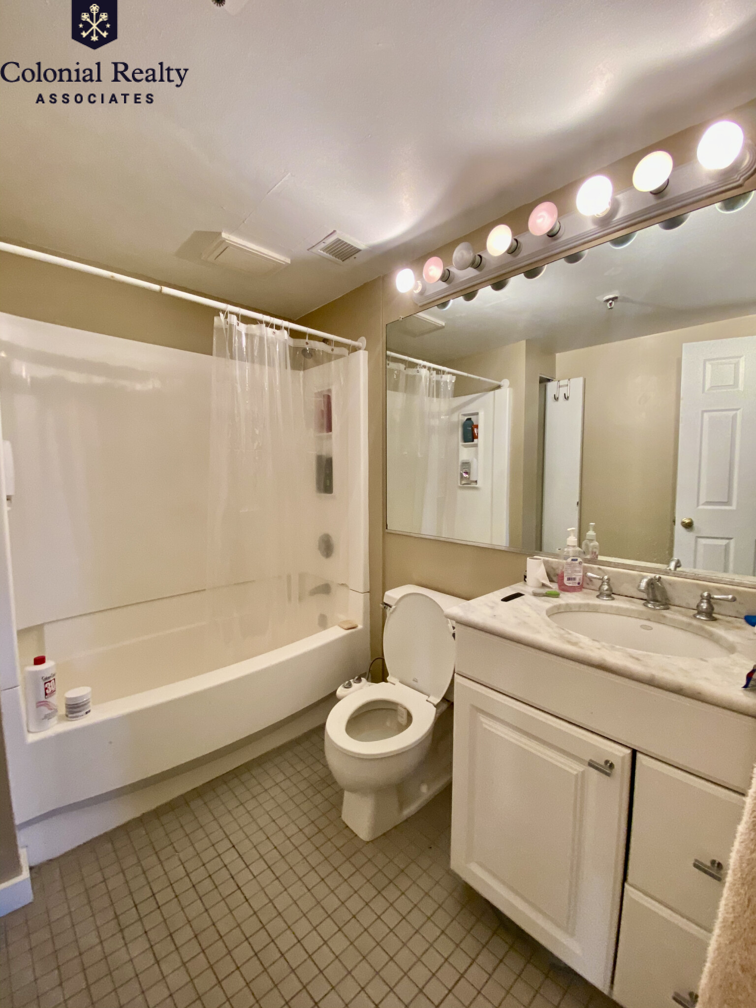 17 North Beacon St, Allston