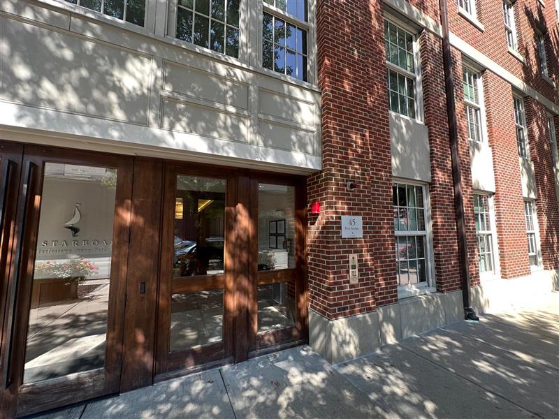 45 1st Ave, Charlestown