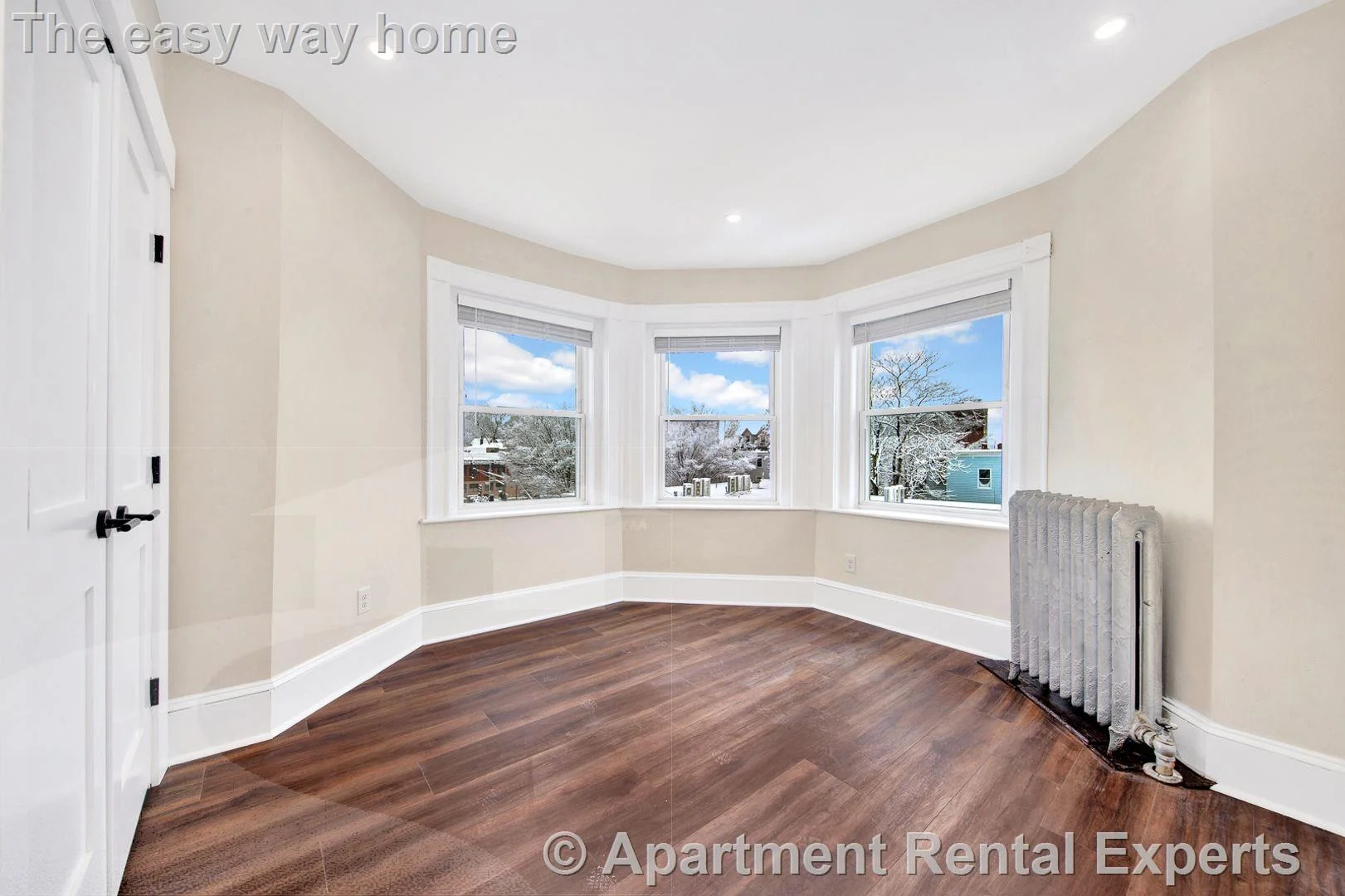 105 School St, Roxbury