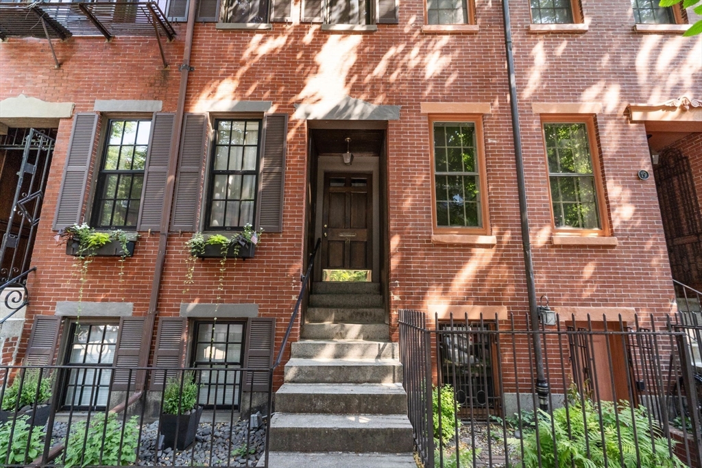 21 Appleton St, South End